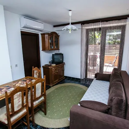 Apartment Rona Gradina - In The Green Poreč