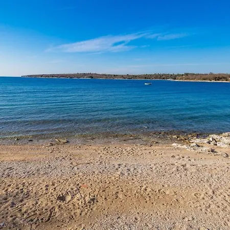 Rona Gradina - In The Green * Porec